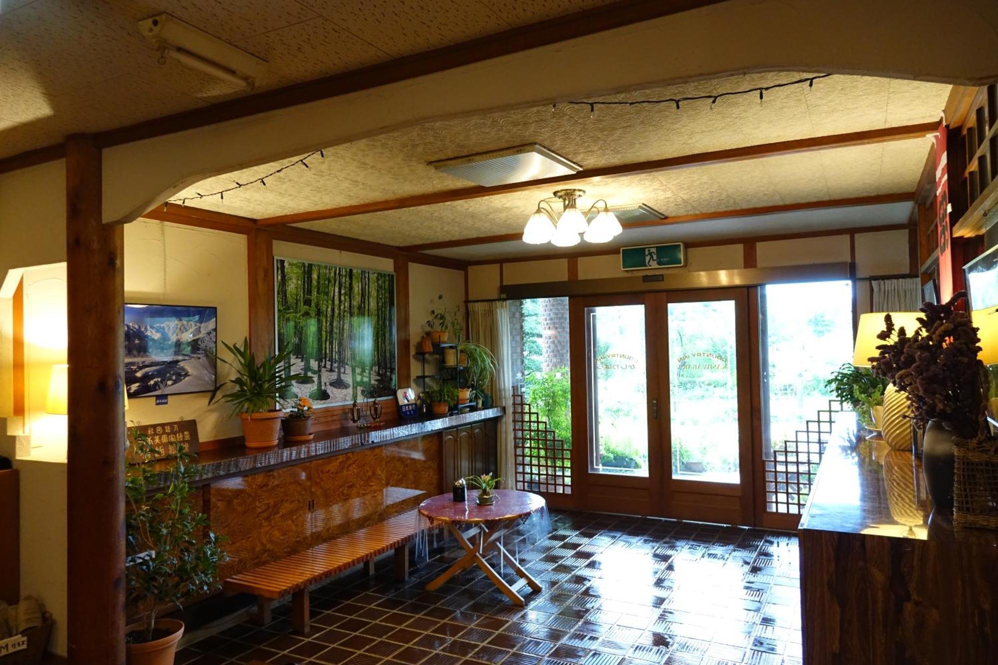 Country Inn Kashiwabara Хакуба Екстер'єр фото