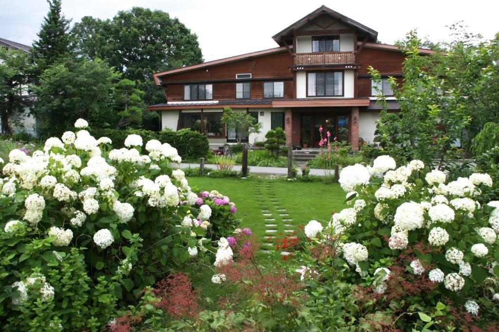 Country Inn Kashiwabara Хакуба Екстер'єр фото